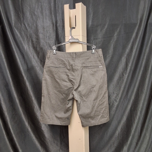 Volcom Men's Cargo Shorts - Gray Size 28 - Picture 1 of 10